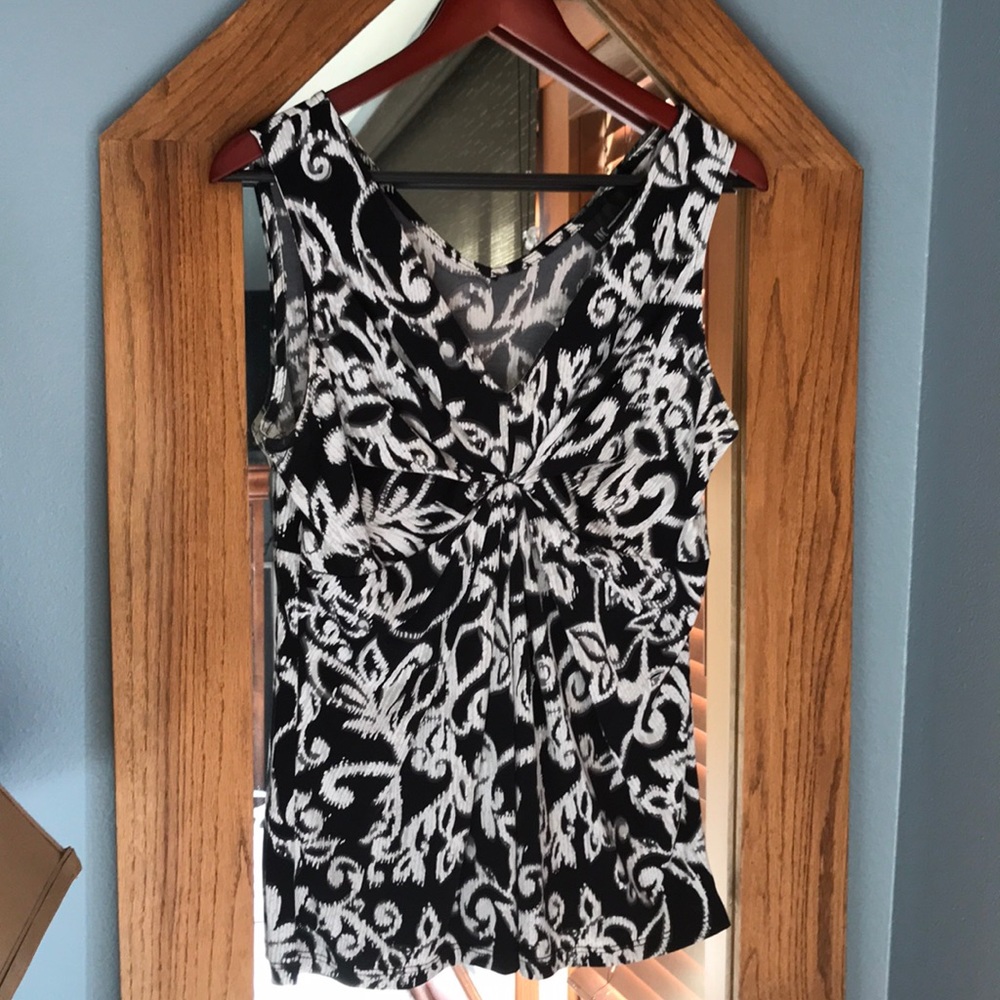 INC sleeveless top. Paisley print.